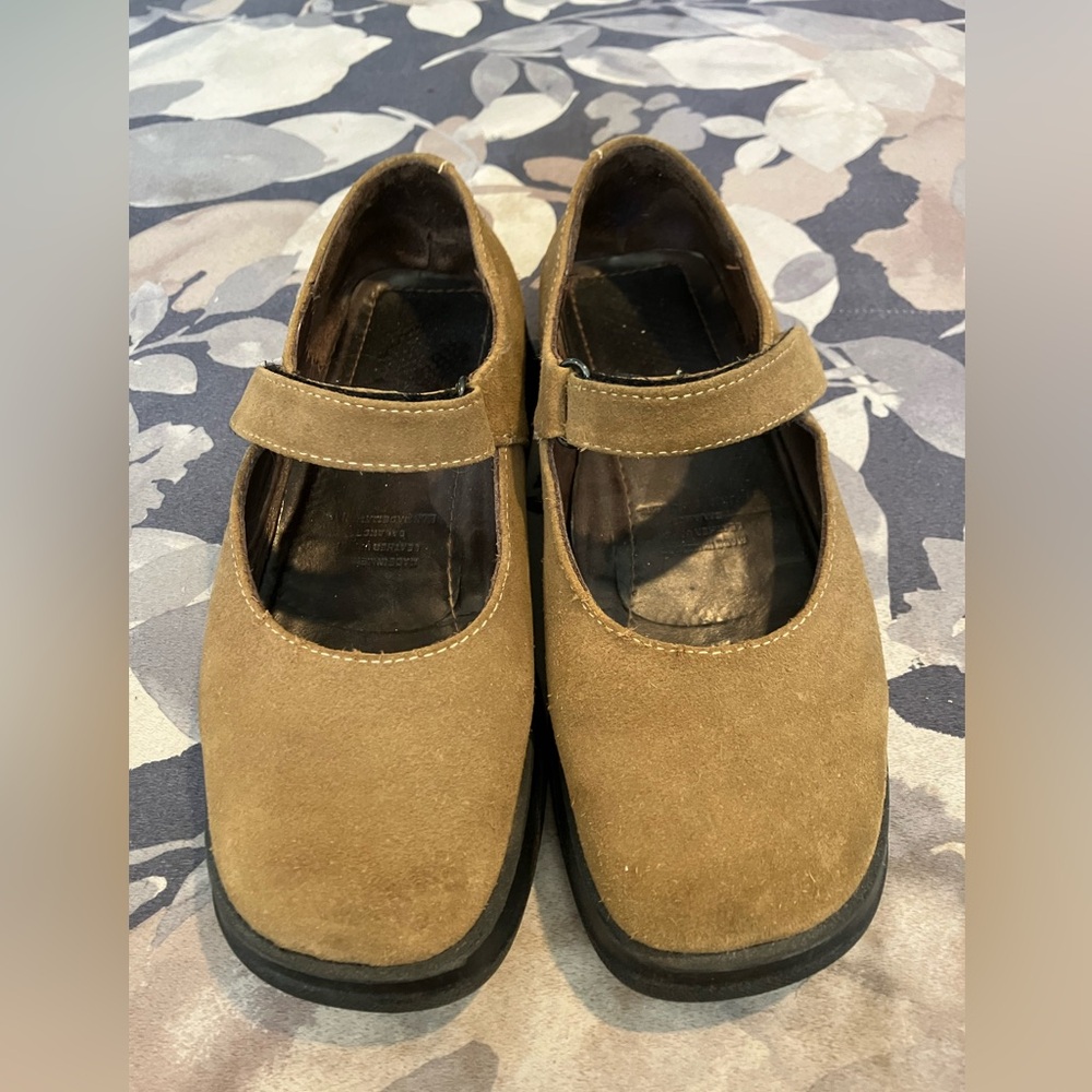 Vintage L. L. Bean Mary Jane suede shoes